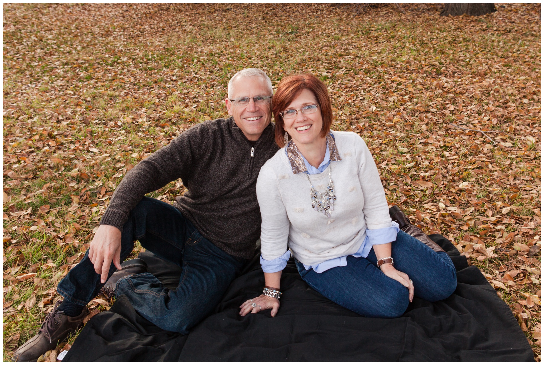 Fall family pictures at Ontario State Park