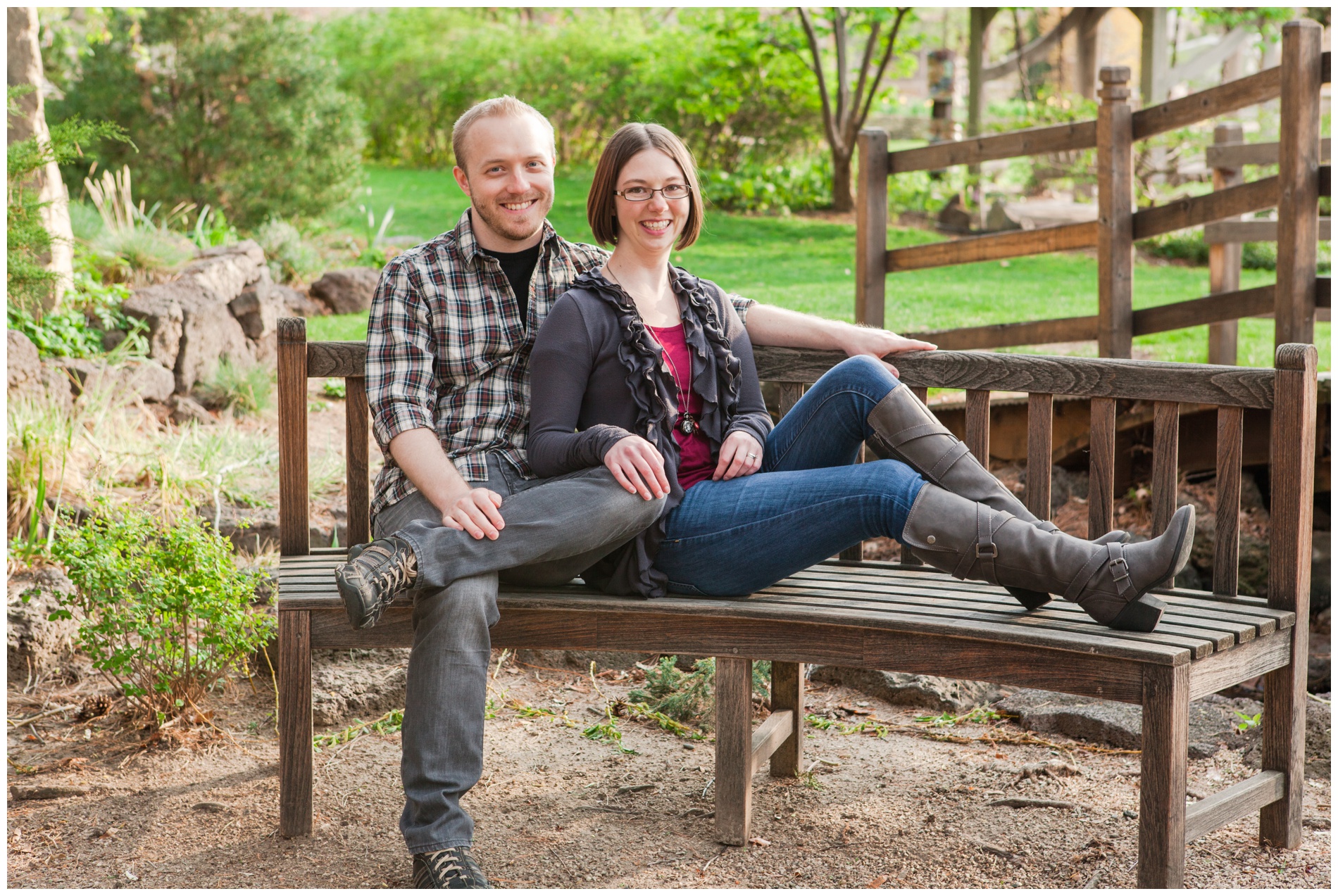 Couple's portraits at the Idaho Botanical Gardens