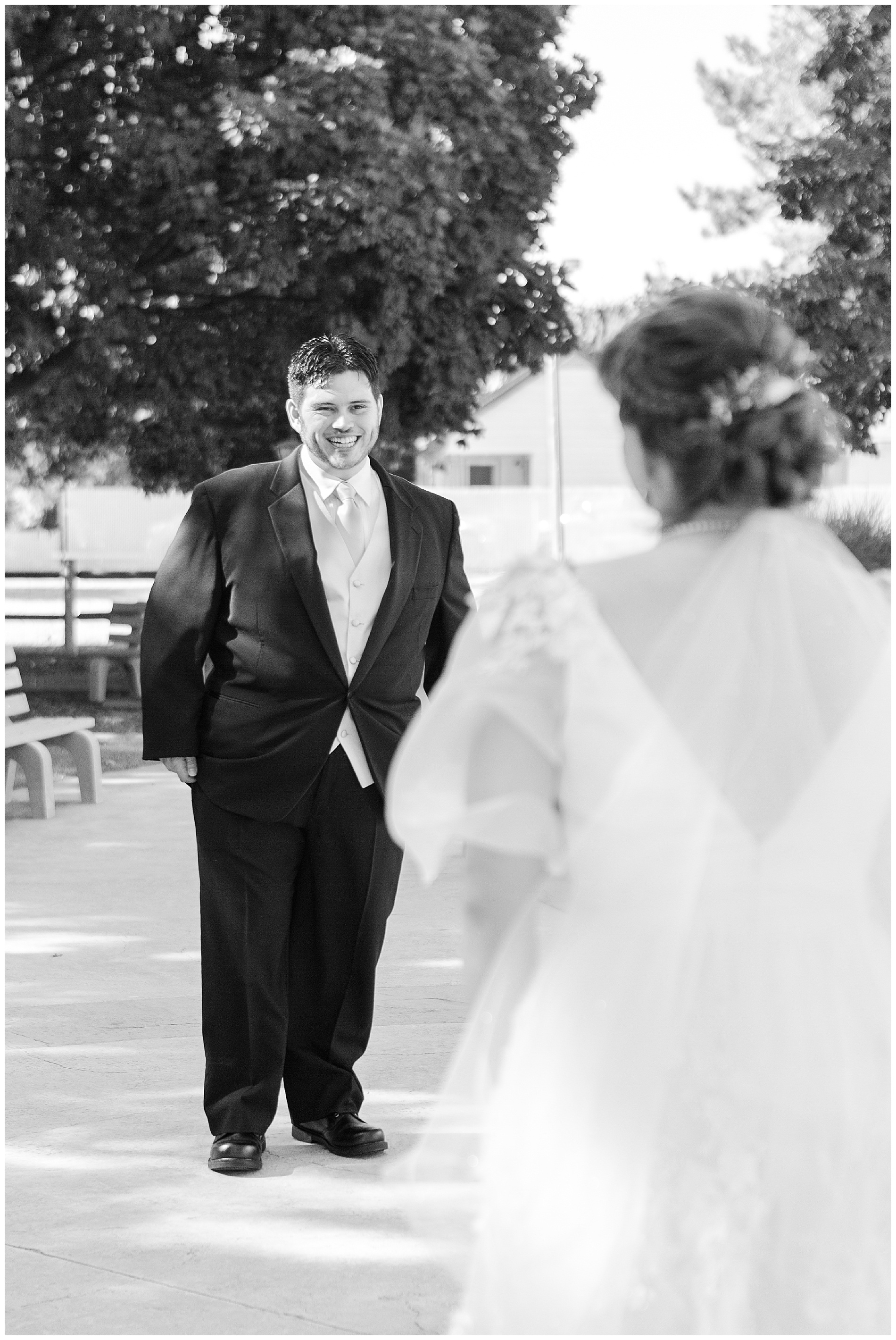 The first look | Idaho wedding photographer | Robin Wheeler Photography