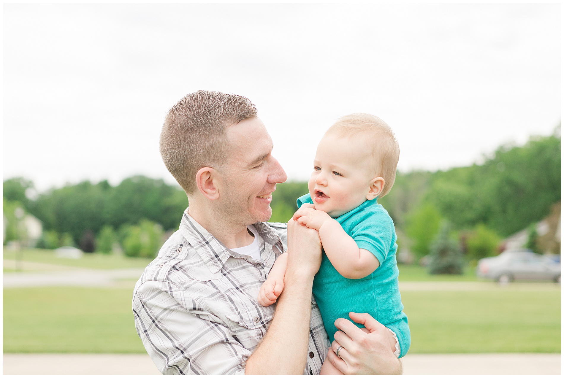 amily photos in northeast Ohio | family pictures | Ohio photographer Robin Wheeler