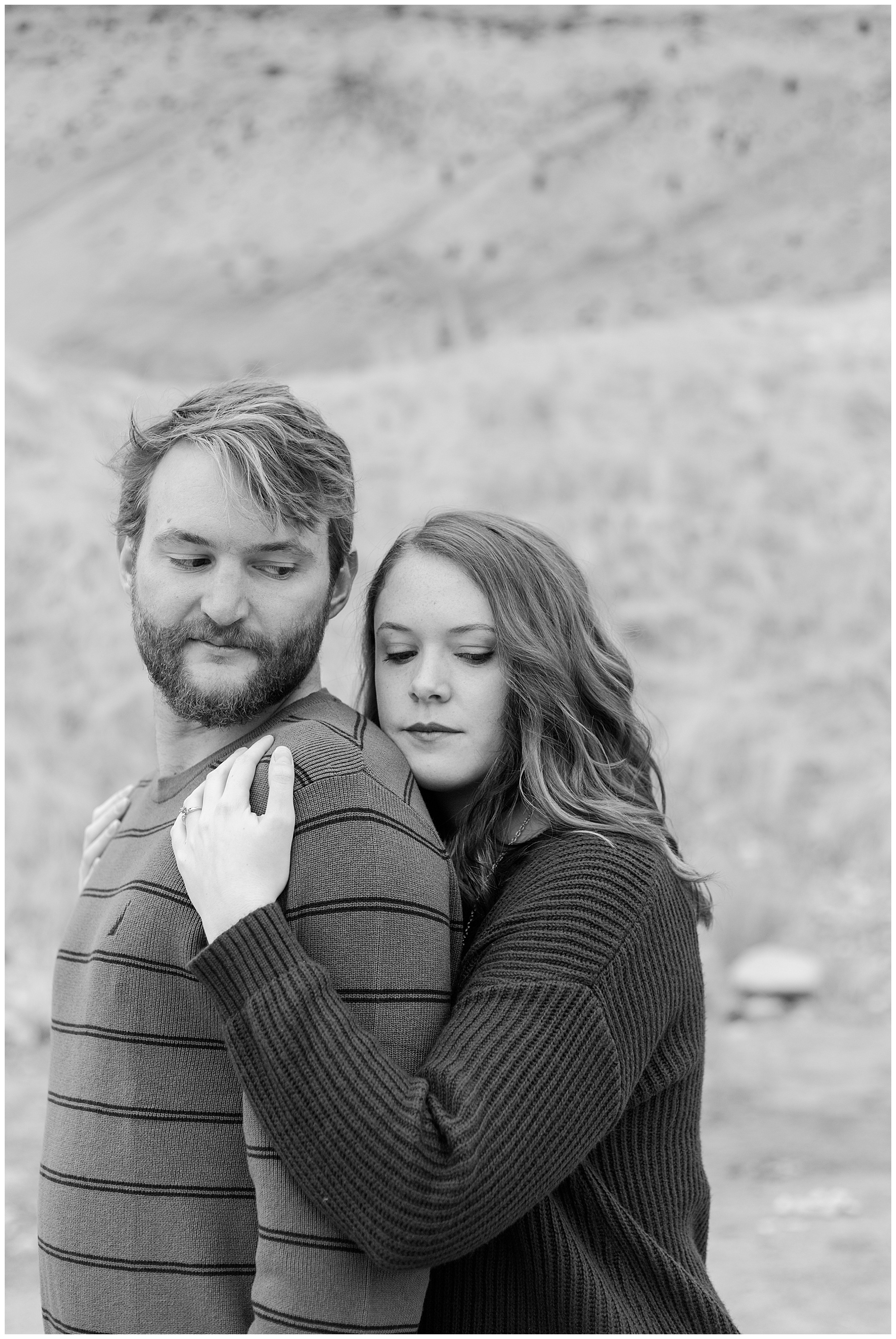 Fall engagement photos in Boise's Military Reserve | Robin Wheeler Photography