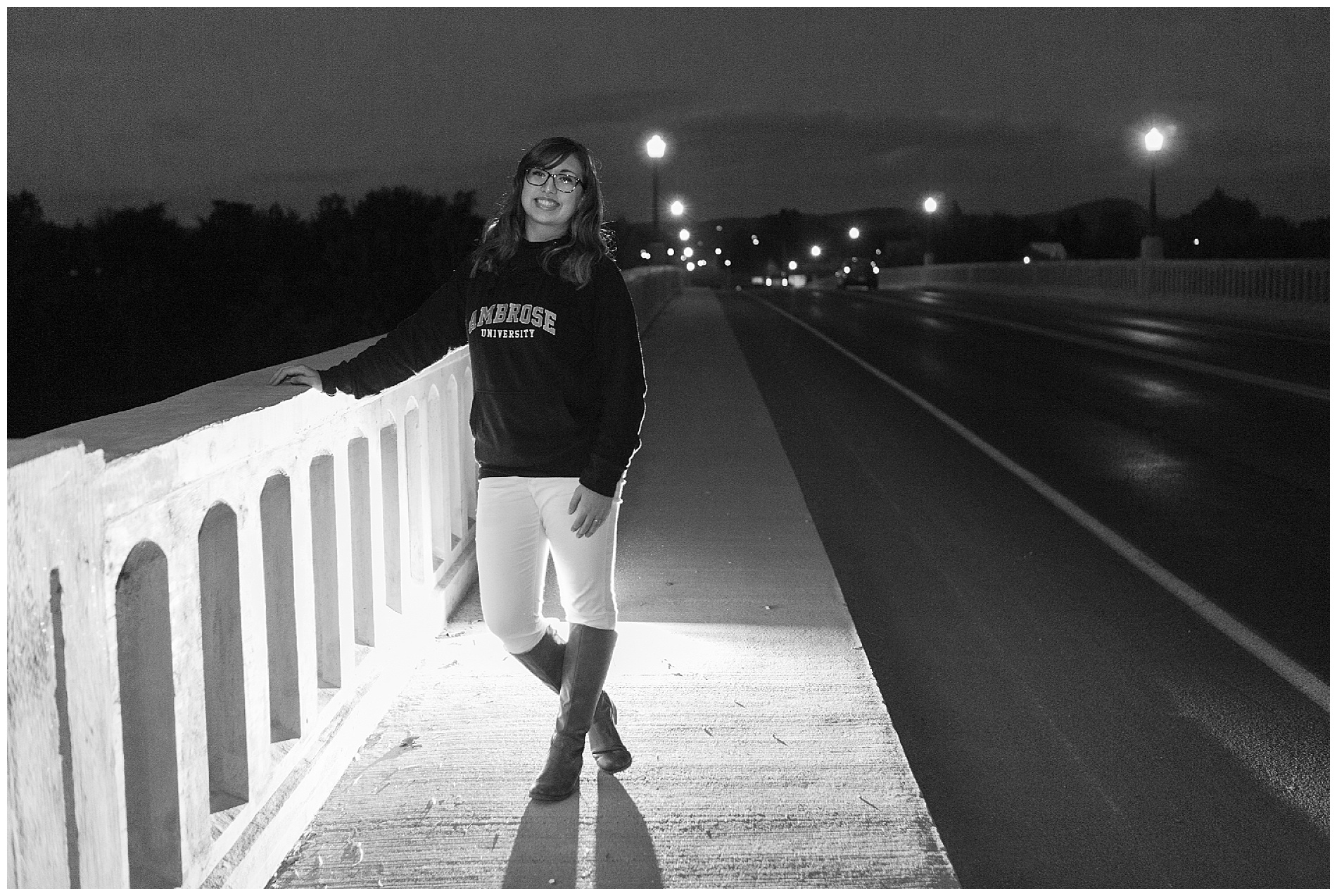 Senior photos on a bridge at night in Weiser, Idaho | Robin Wheeler Photography