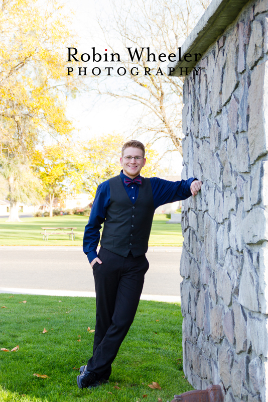 High school senior photo in Ontario, Oregon near Lions Park