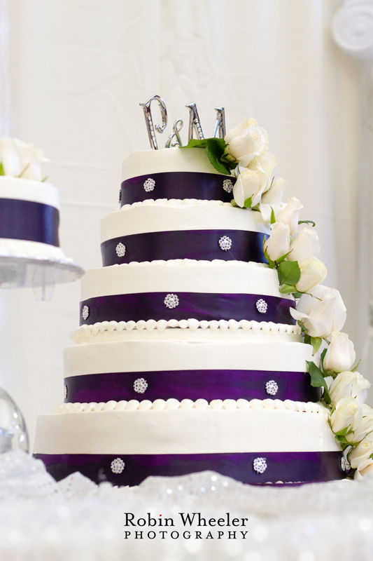 wedding style cake at an anniversary party in ontario, oregon